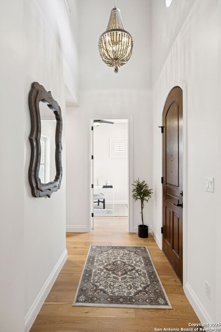 172 KATHERINE CT Unit 1 