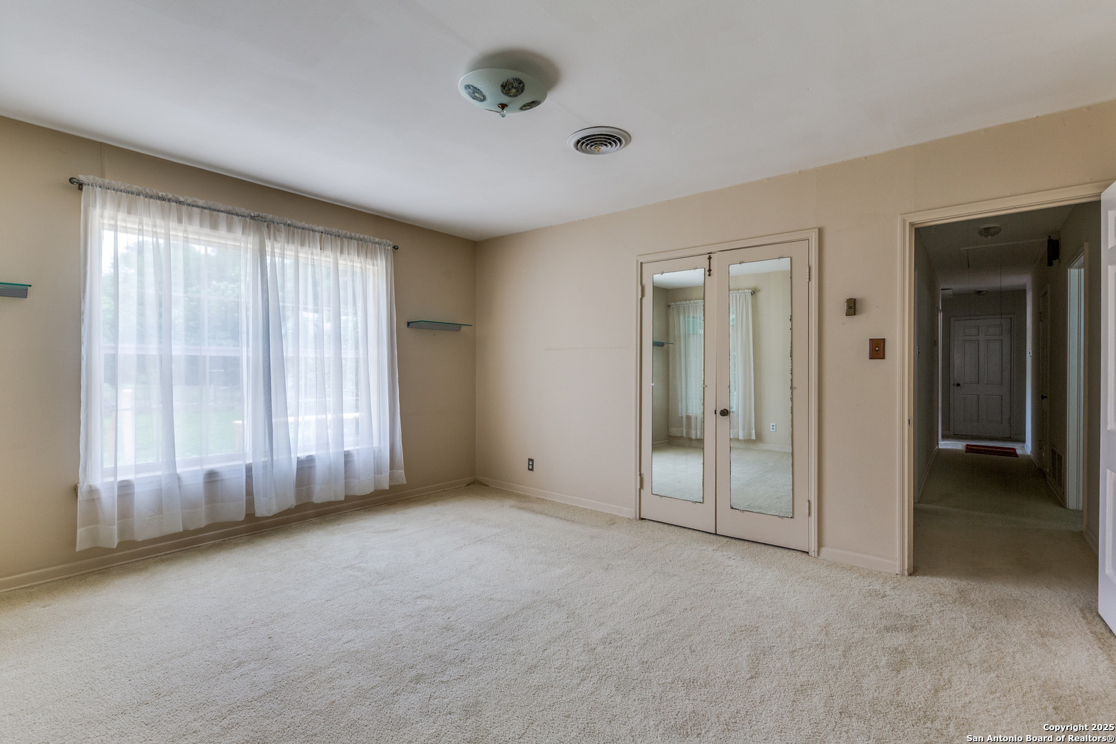 122 Aylesbury Hill
