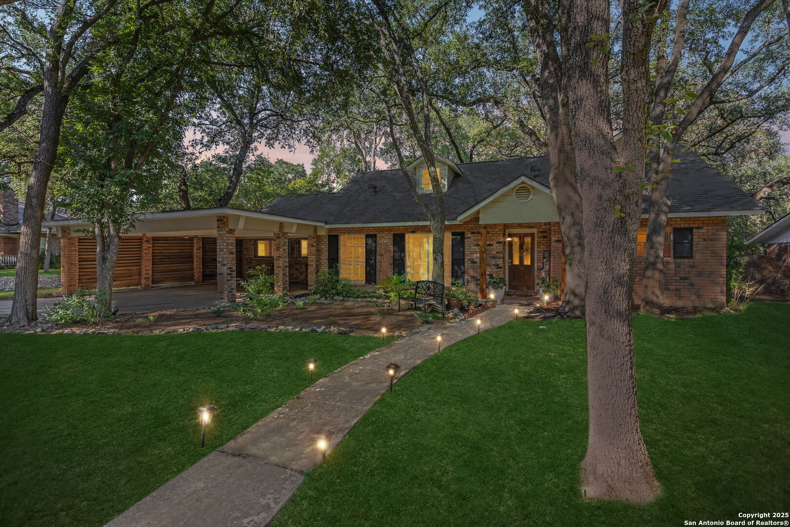 9206 Oak Downs