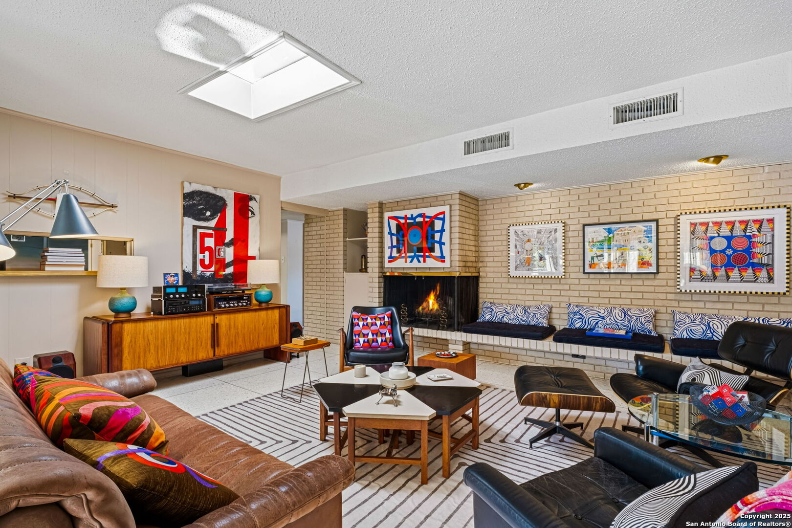 1308 Spanish Oaks