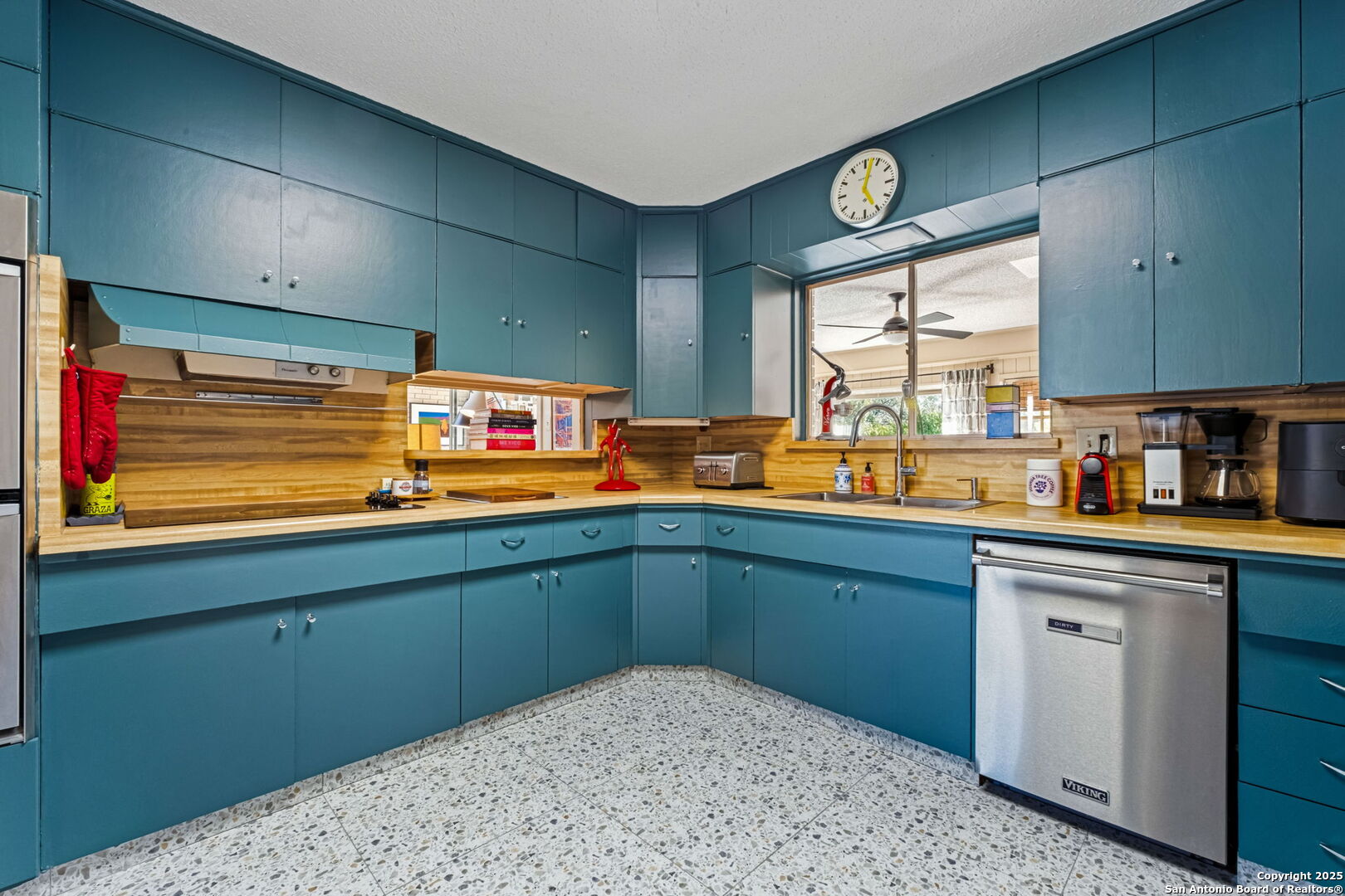 1308 Spanish Oaks