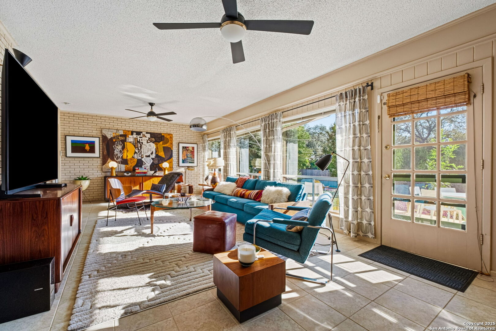 1308 Spanish Oaks