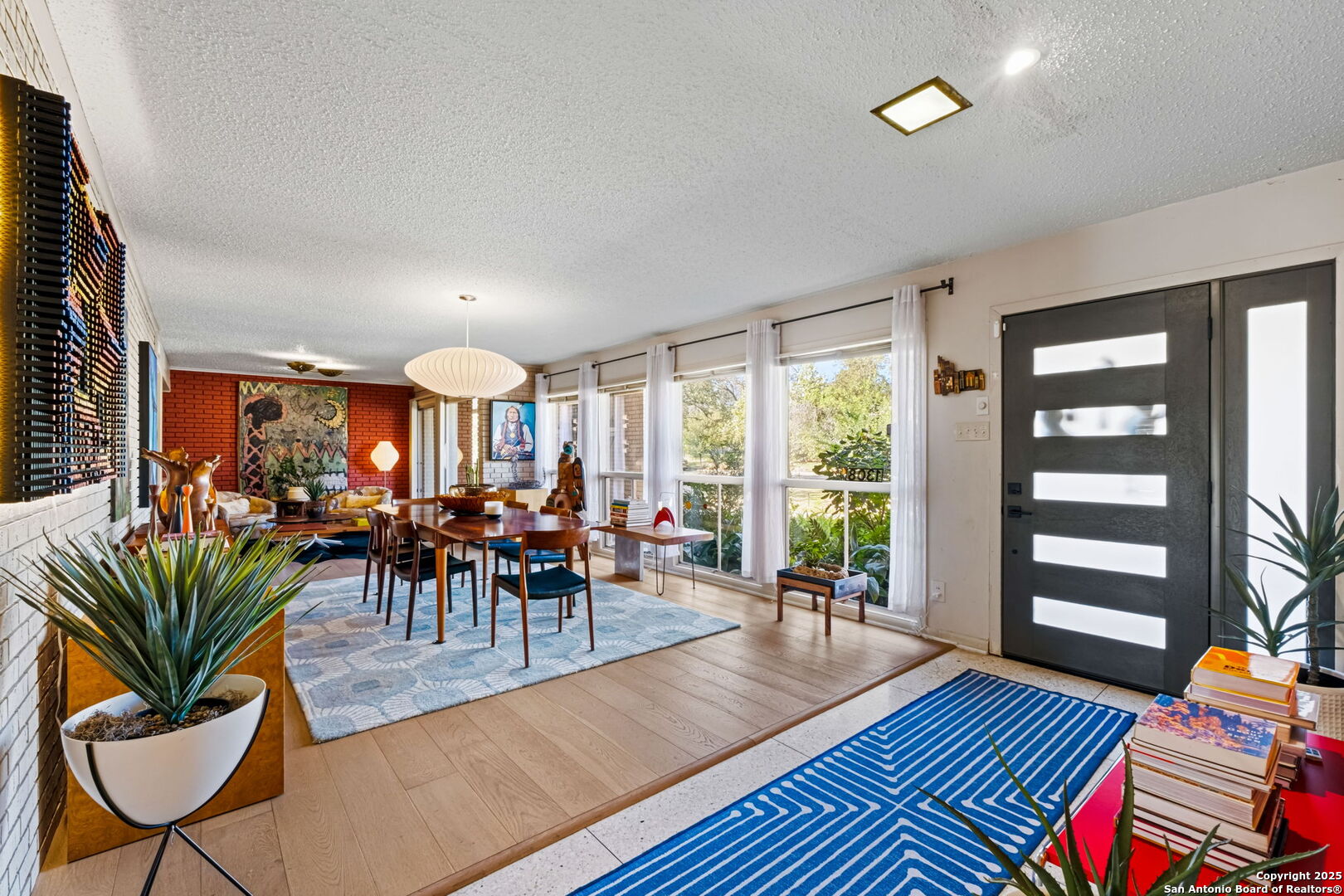 1308 Spanish Oaks