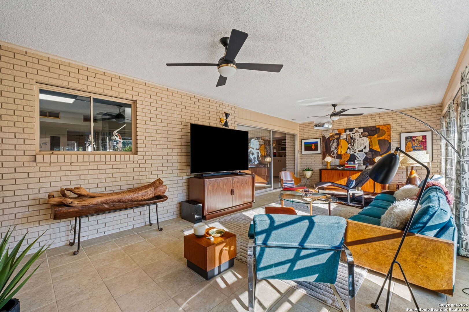 1308 Spanish Oaks