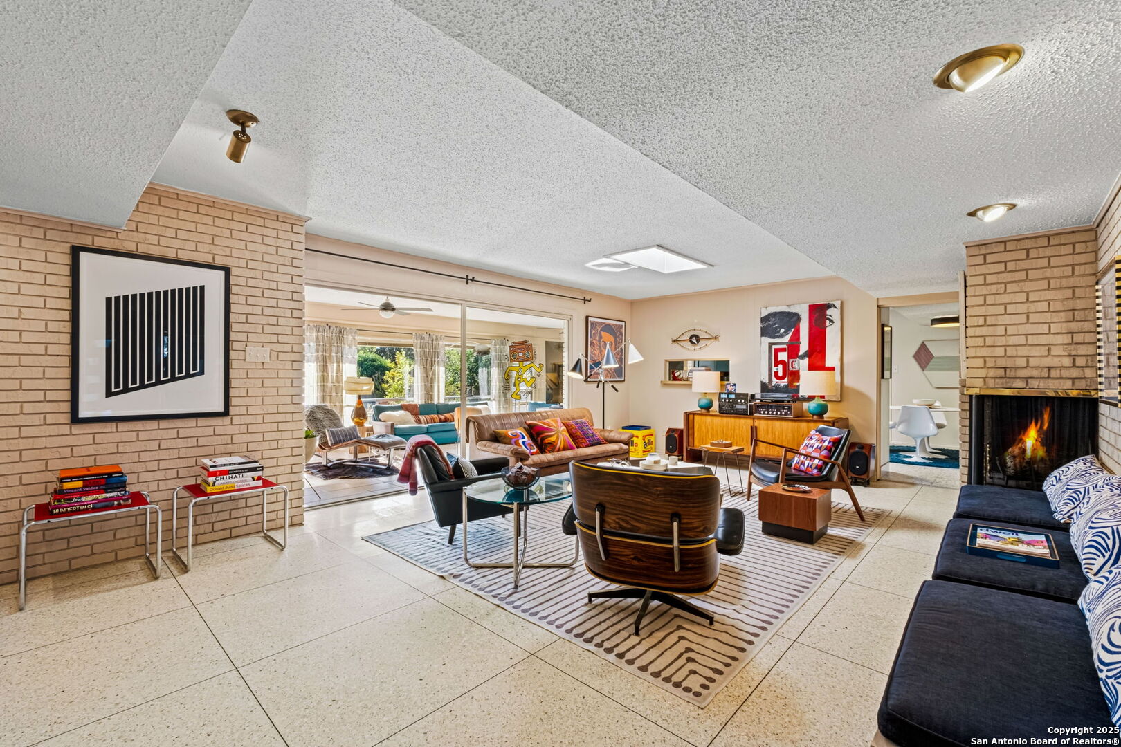 1308 Spanish Oaks