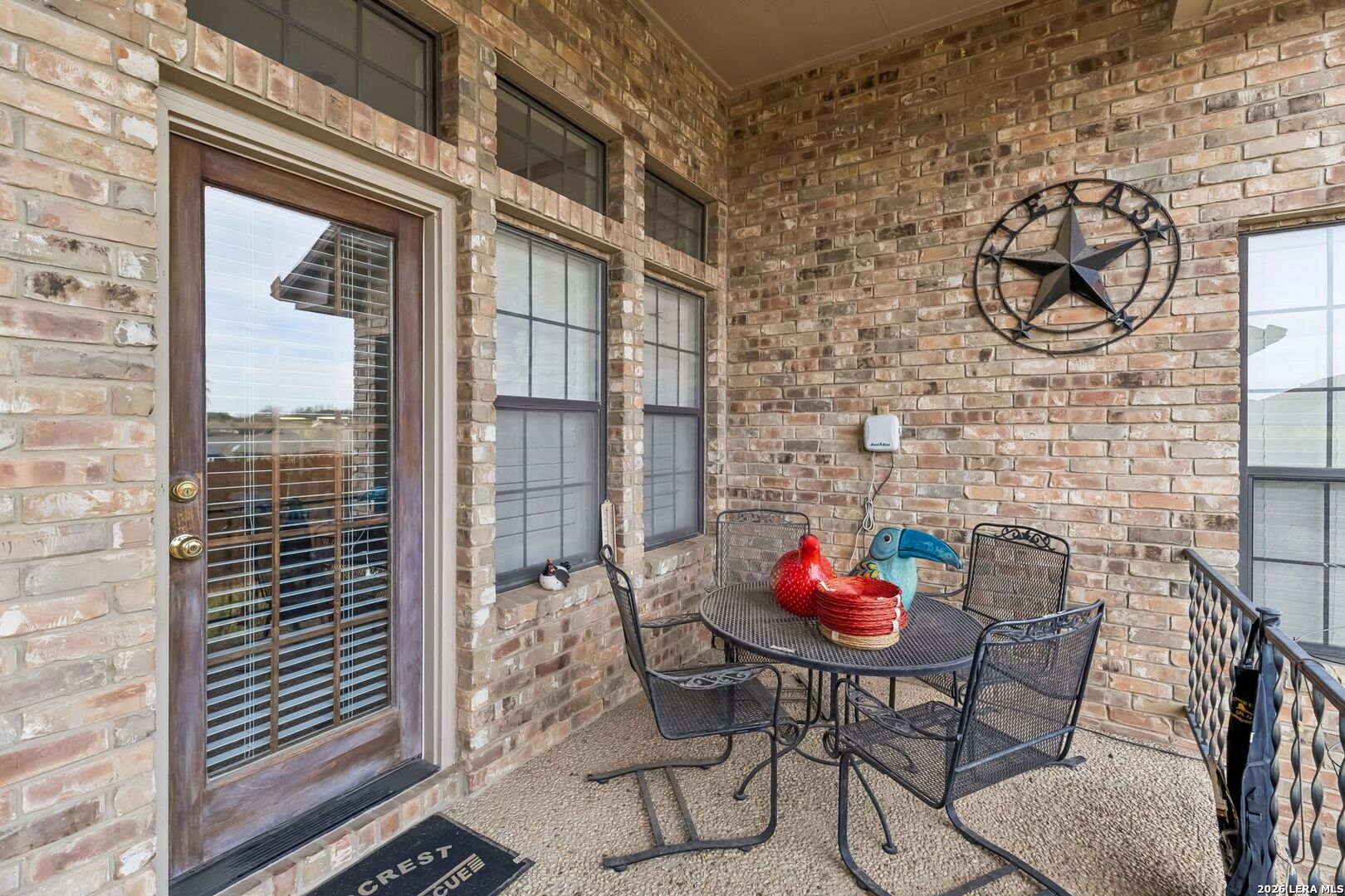 5923 Windy Cove