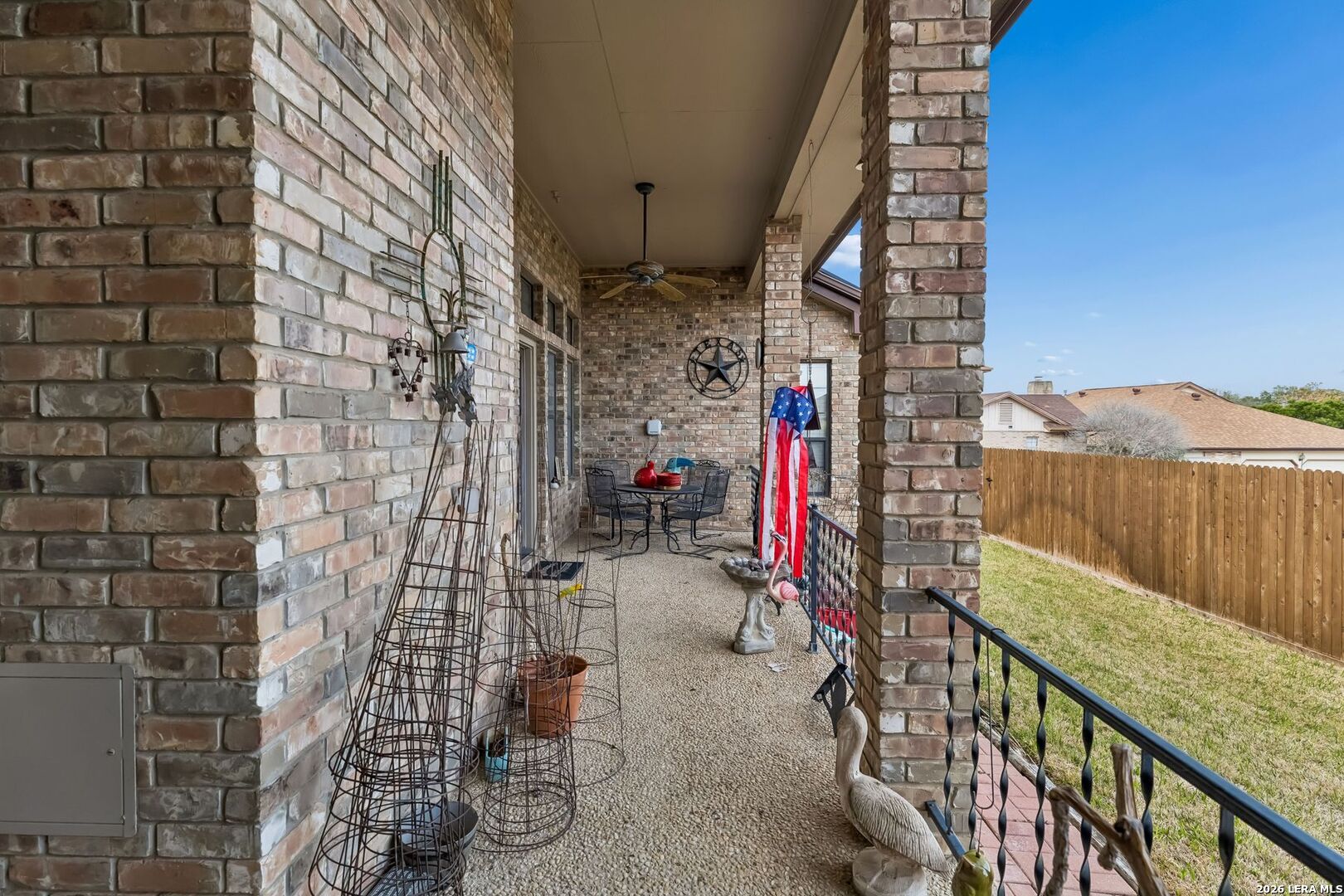 5923 Windy Cove
