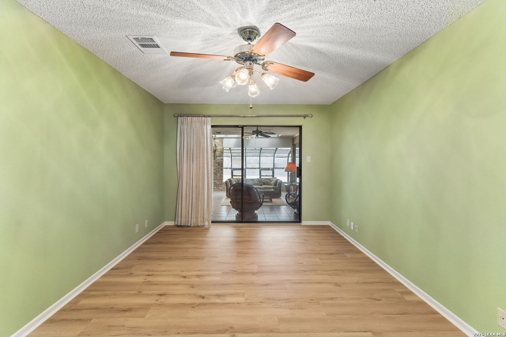 6119 Shady Creek