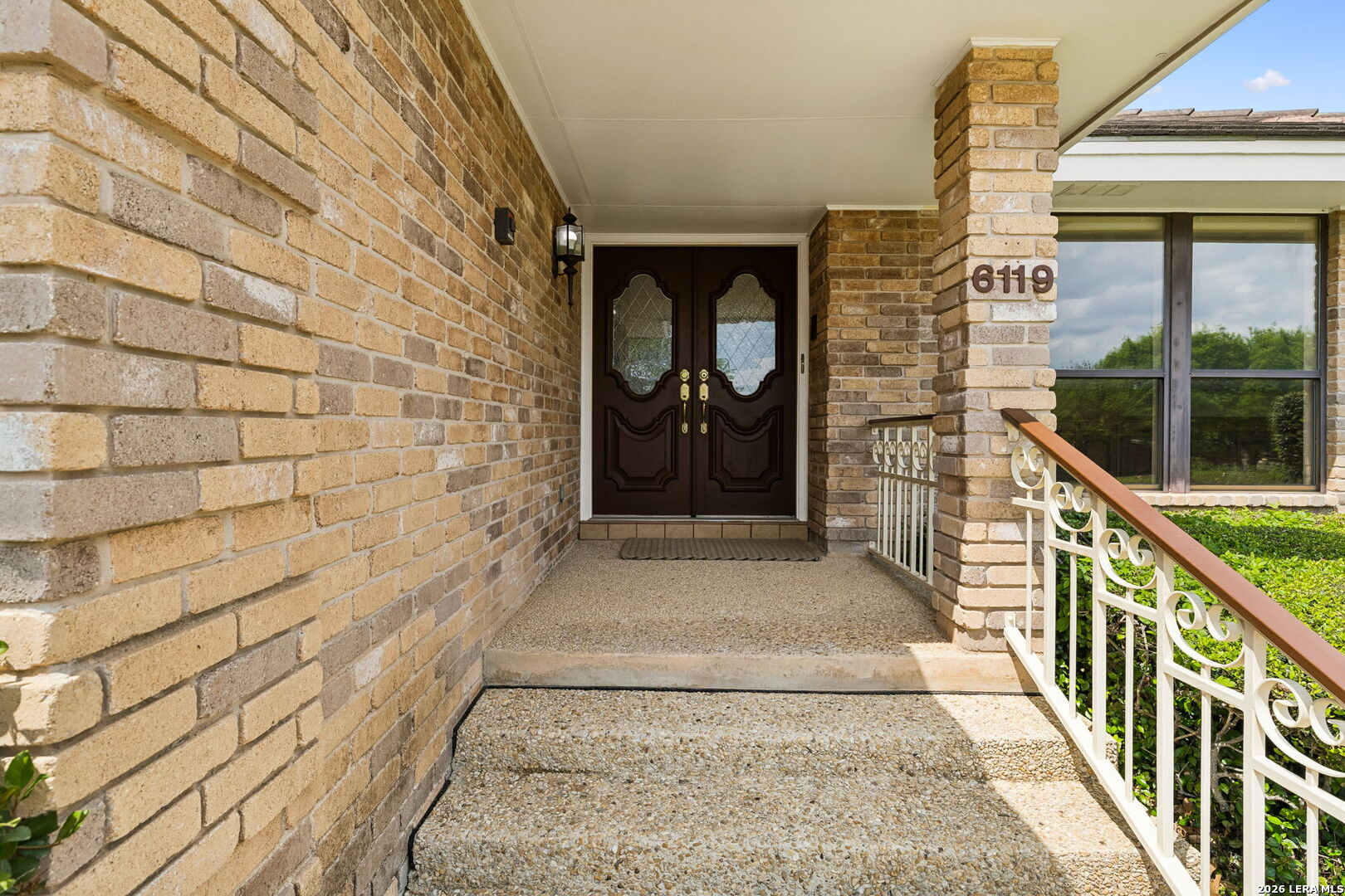 6119 Shady Creek
