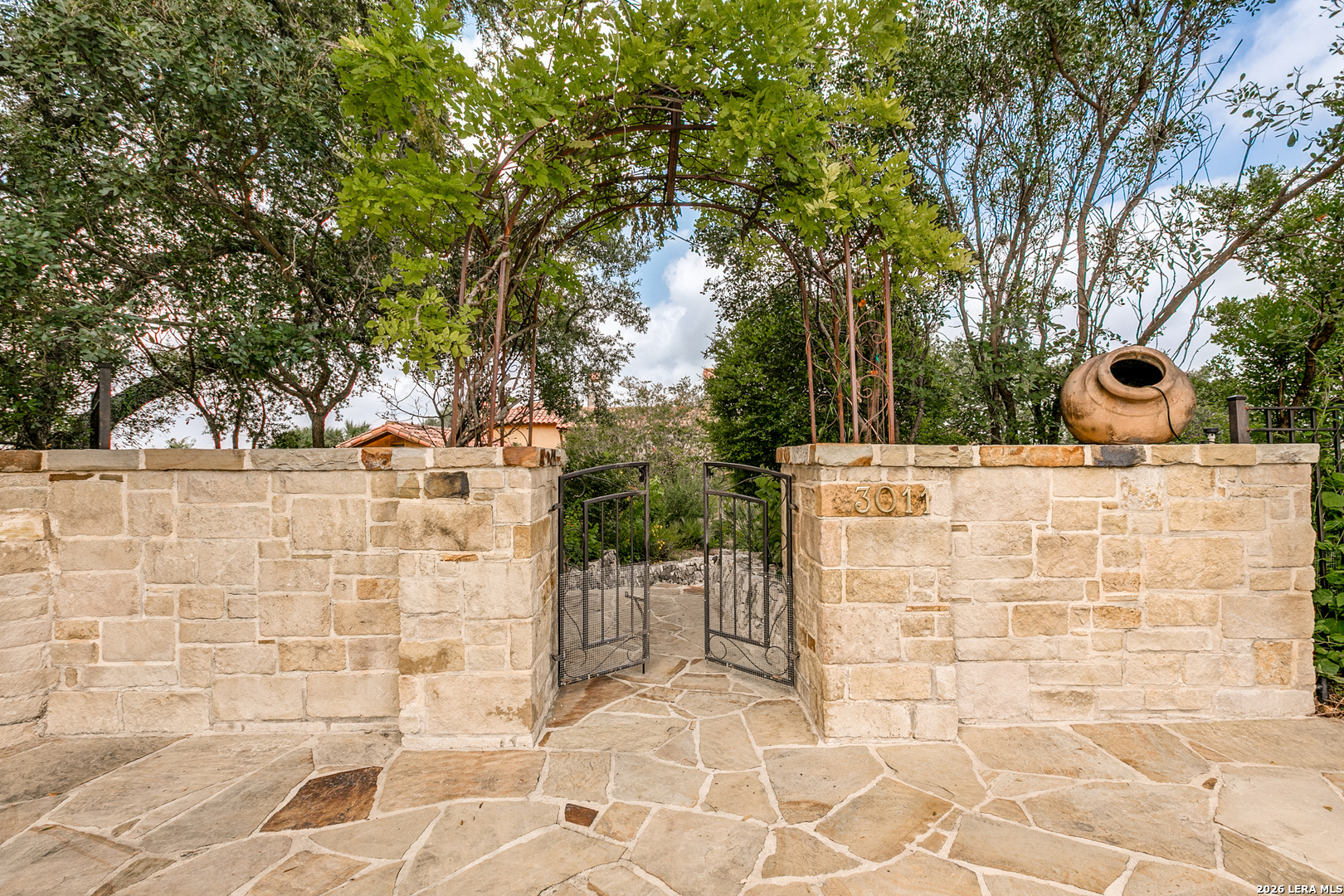 3011 Rustlers Trail