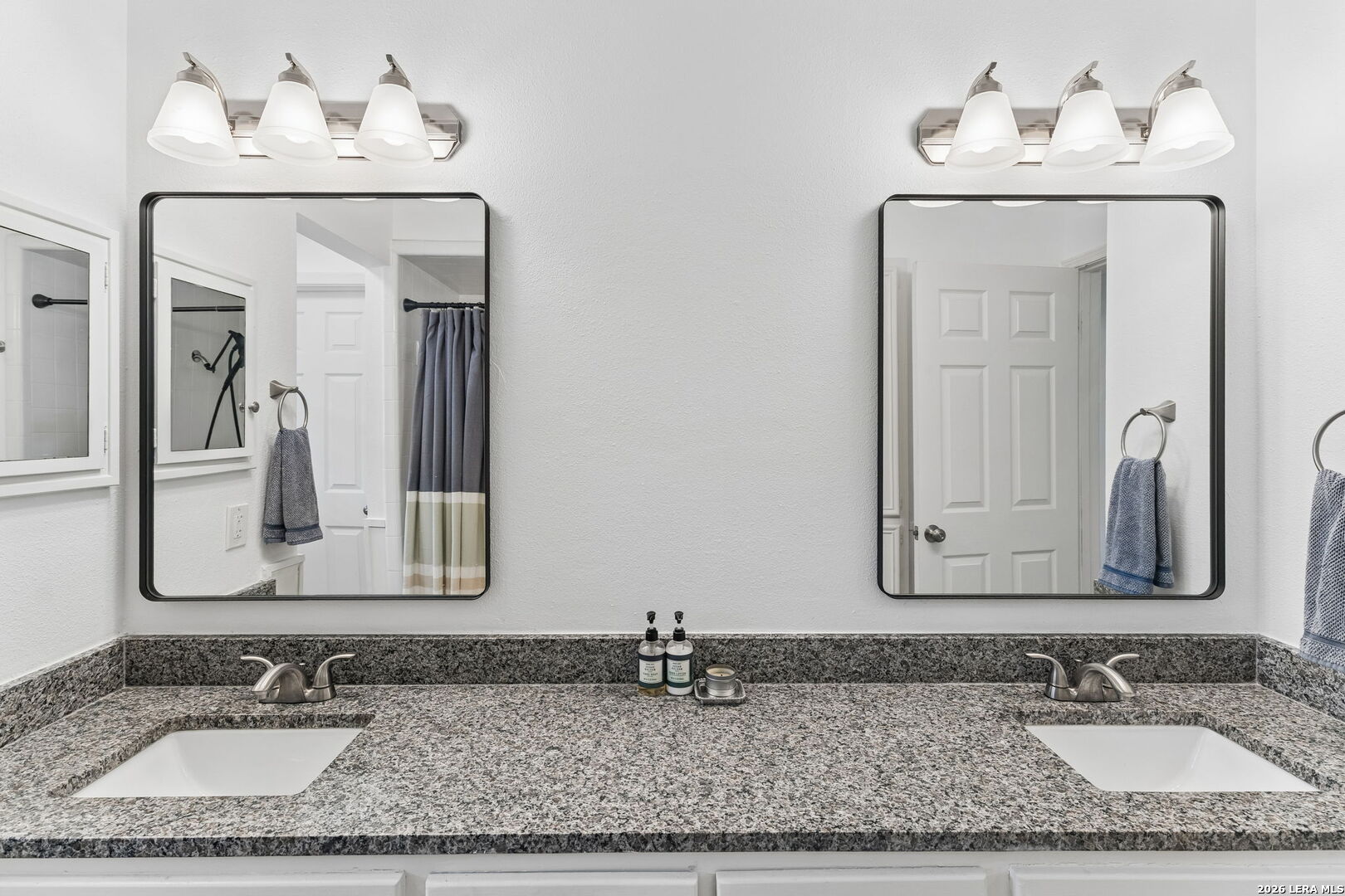 3714 Twisted Oaks Dr