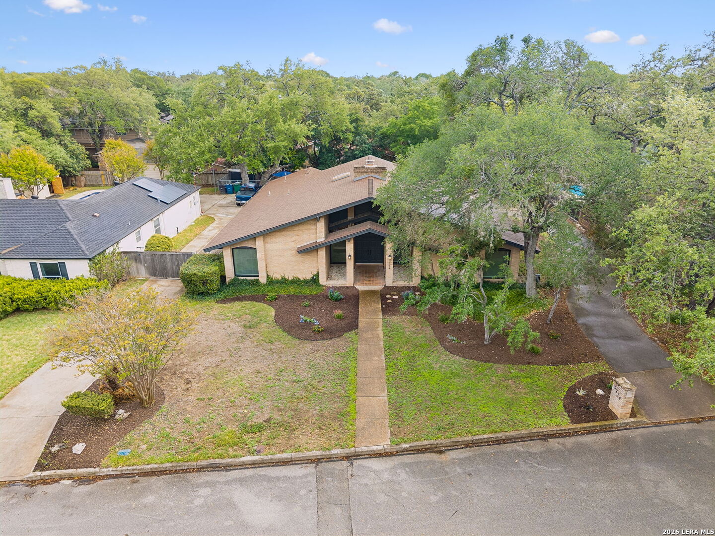 3714 Twisted Oaks Dr