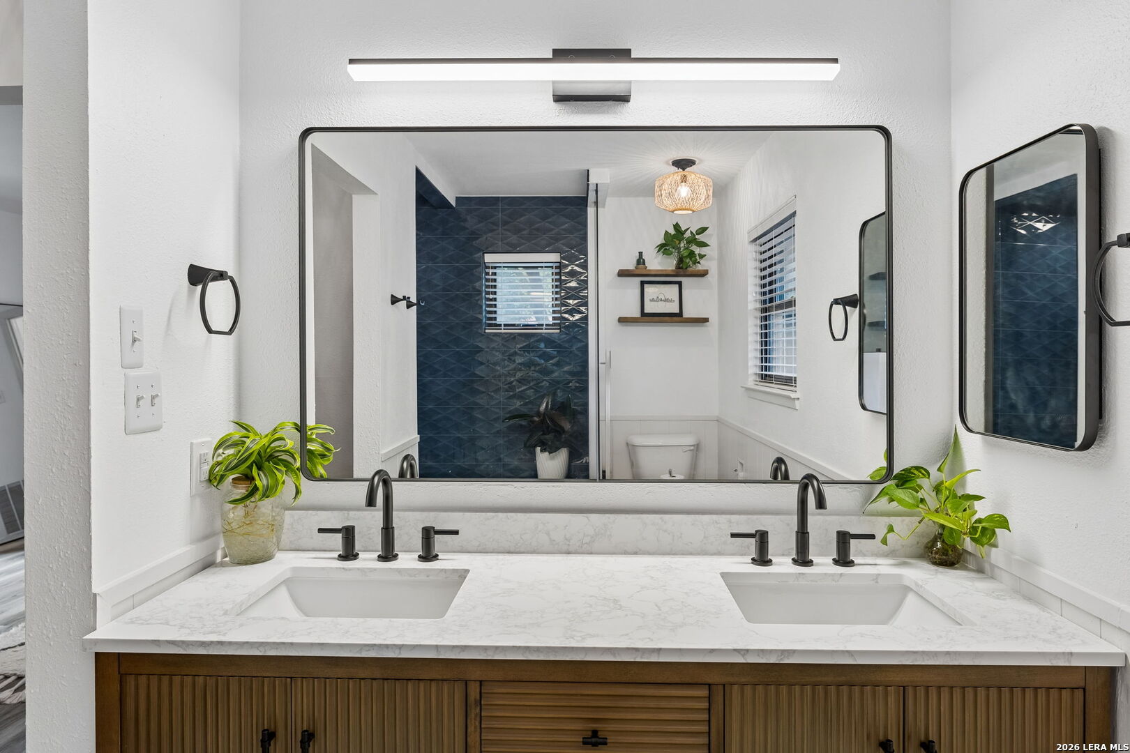 3714 Twisted Oaks Dr