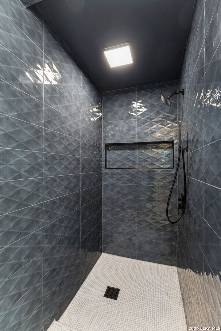 3714 Twisted Oaks Dr