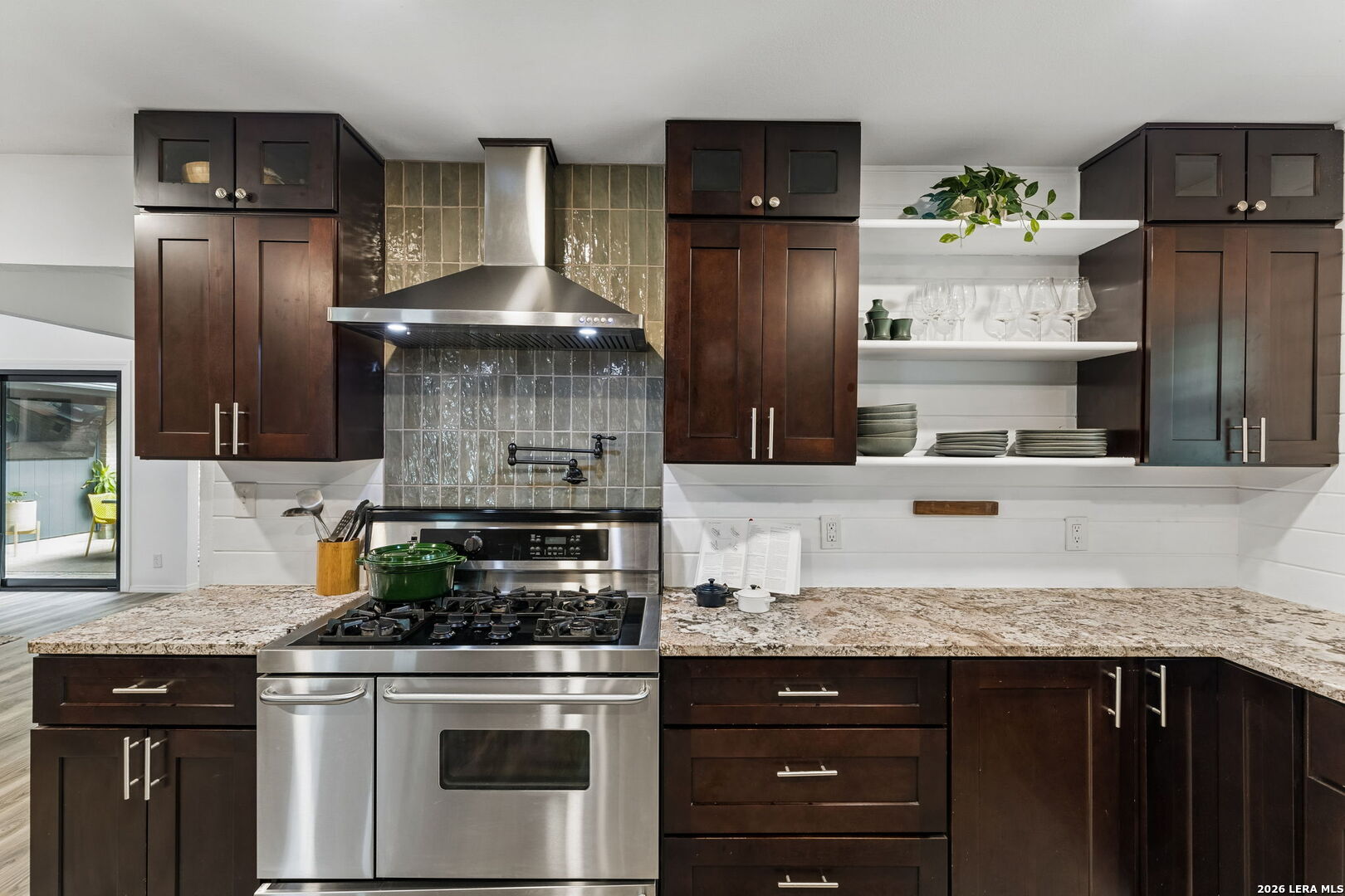 3714 Twisted Oaks Dr