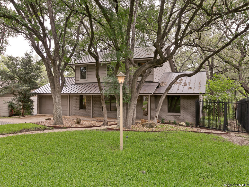2518 Old Orchard Ln