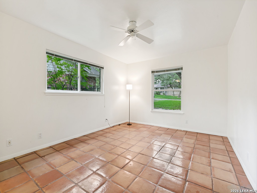 2518 Old Orchard Ln