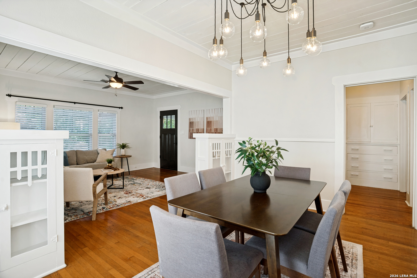 428 Queen Anne Ct
