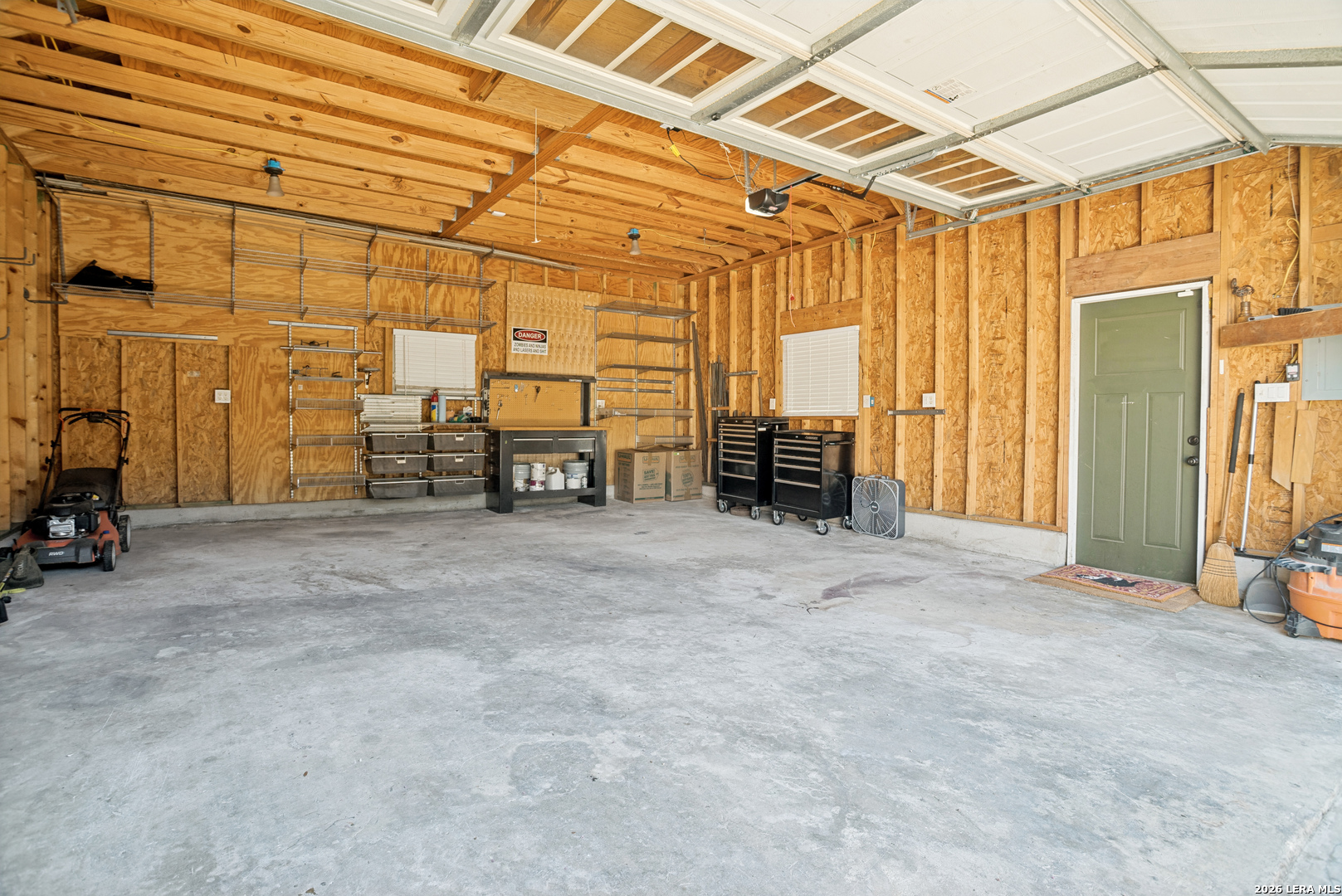 428 Queen Anne Ct