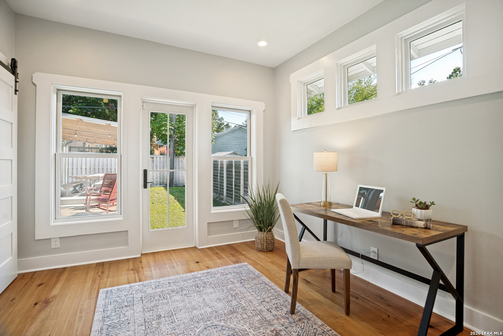 428 Queen Anne Ct