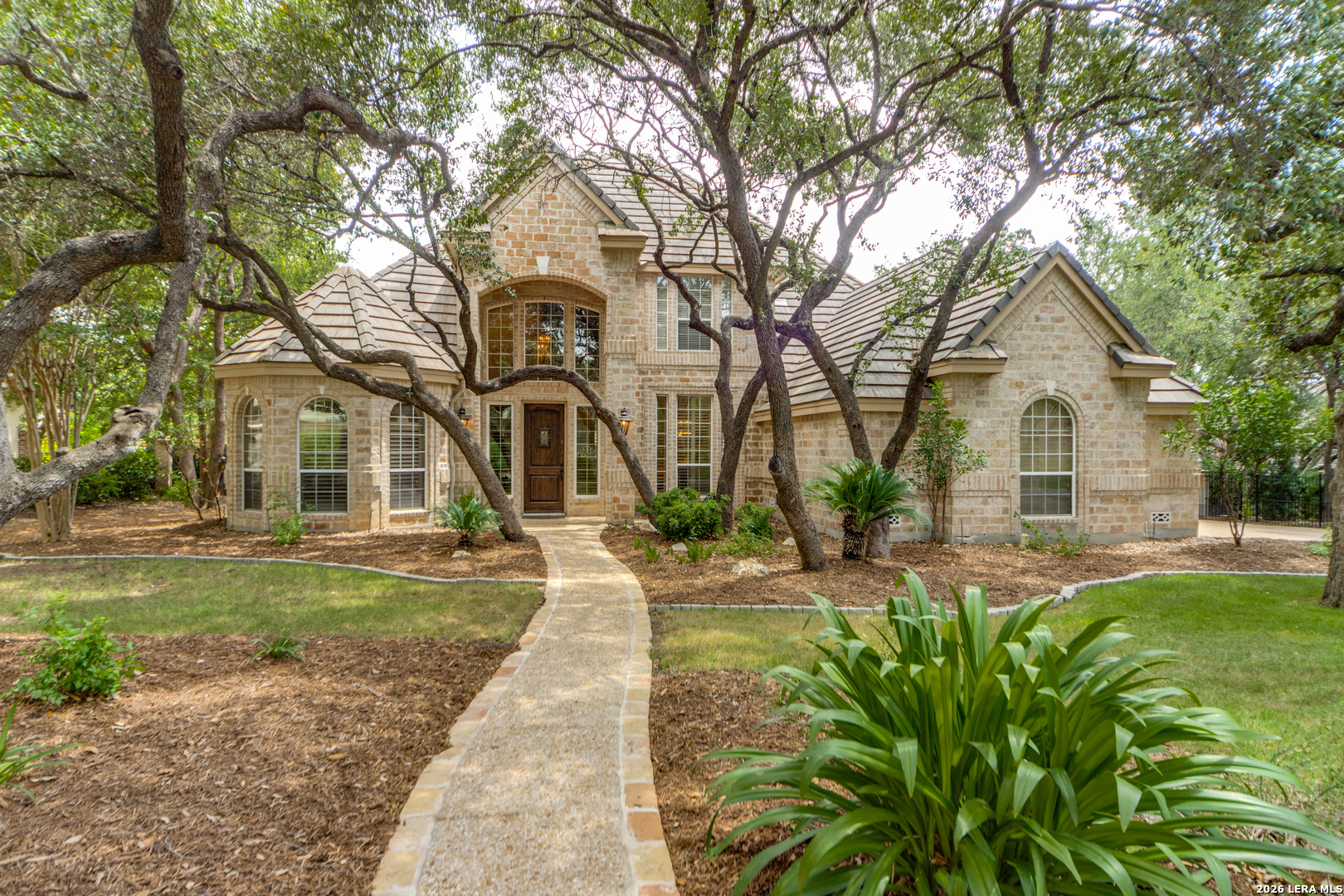 8 ASPEN CREEK DR