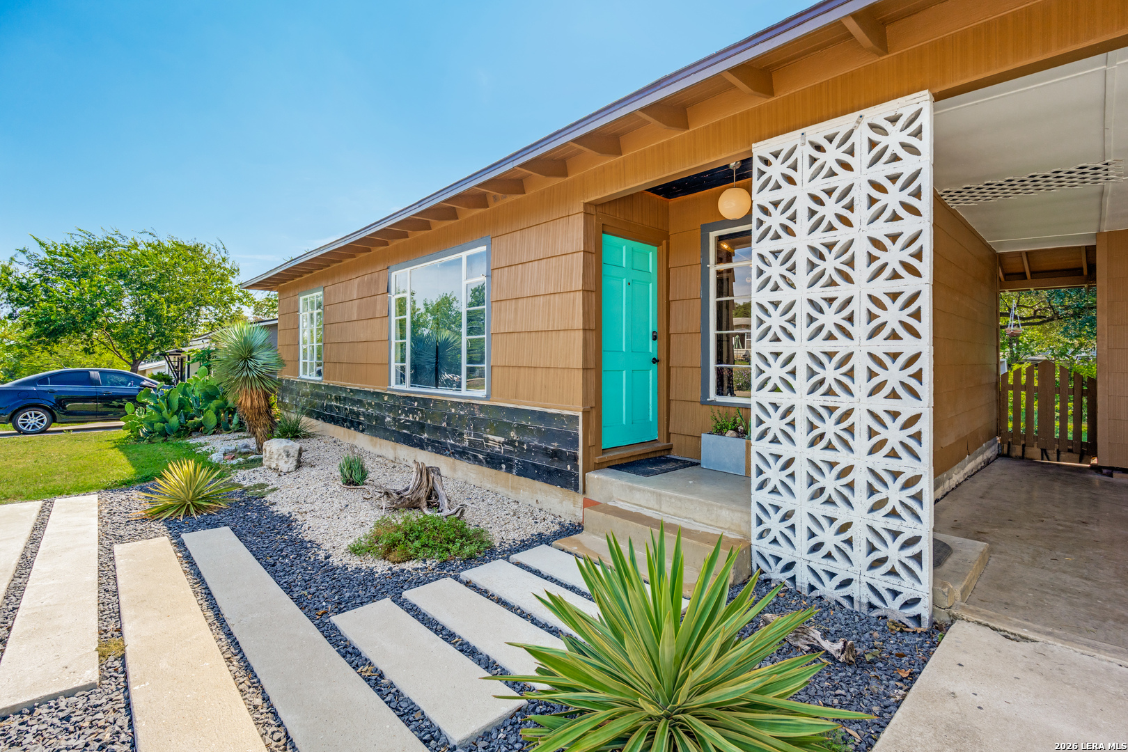 526 Sumner Dr