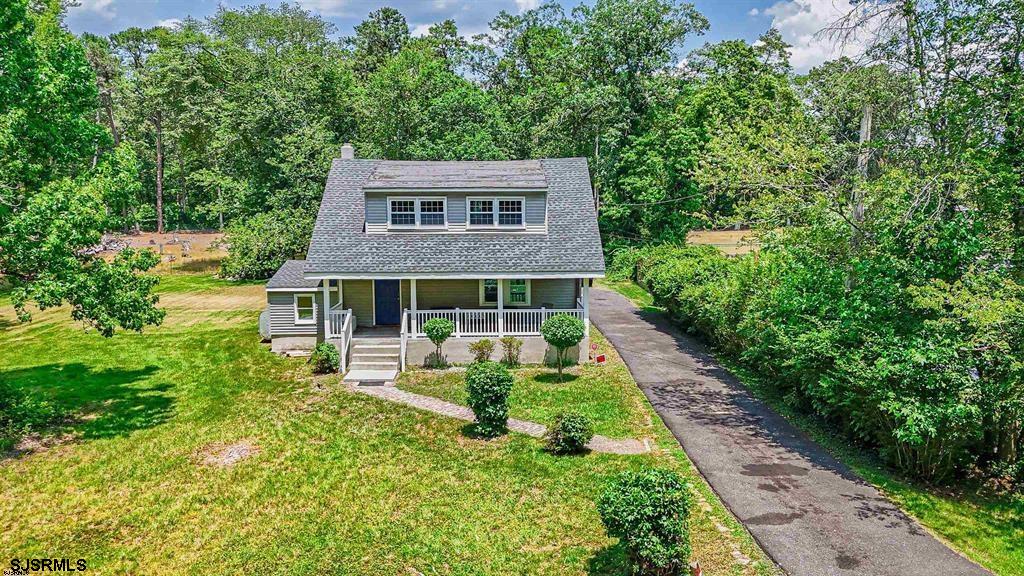 1525 Aloe St Street