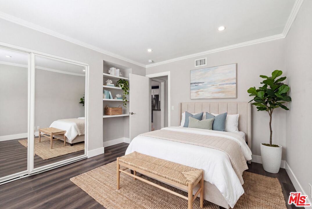 19041 Muirkirk Dr