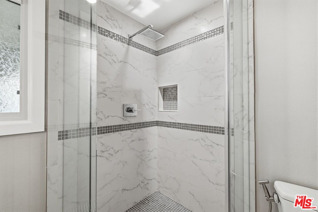 19041 Muirkirk Dr