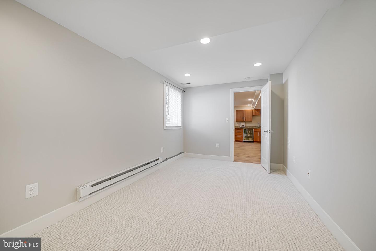 3731 Benton St NW
