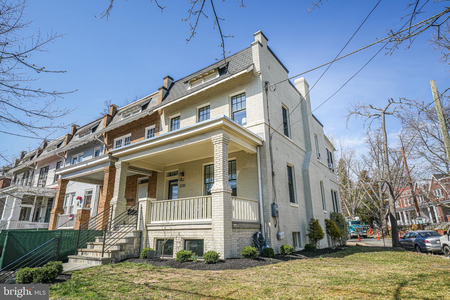 3731 Benton St NW