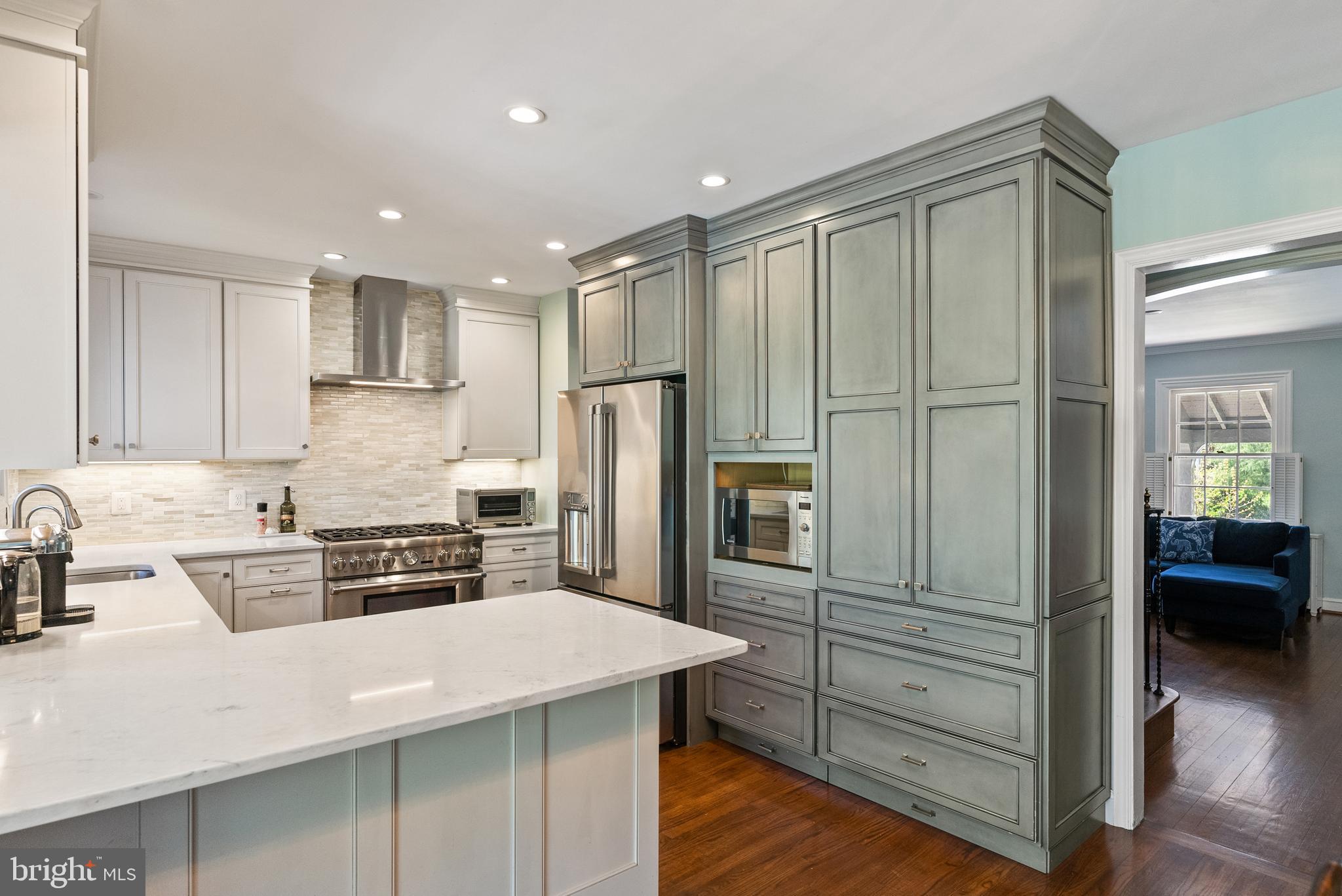 1511 44th St NW