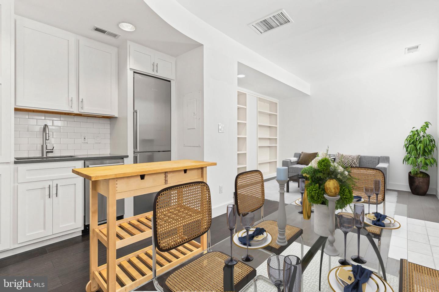 2114 N ST NW #34