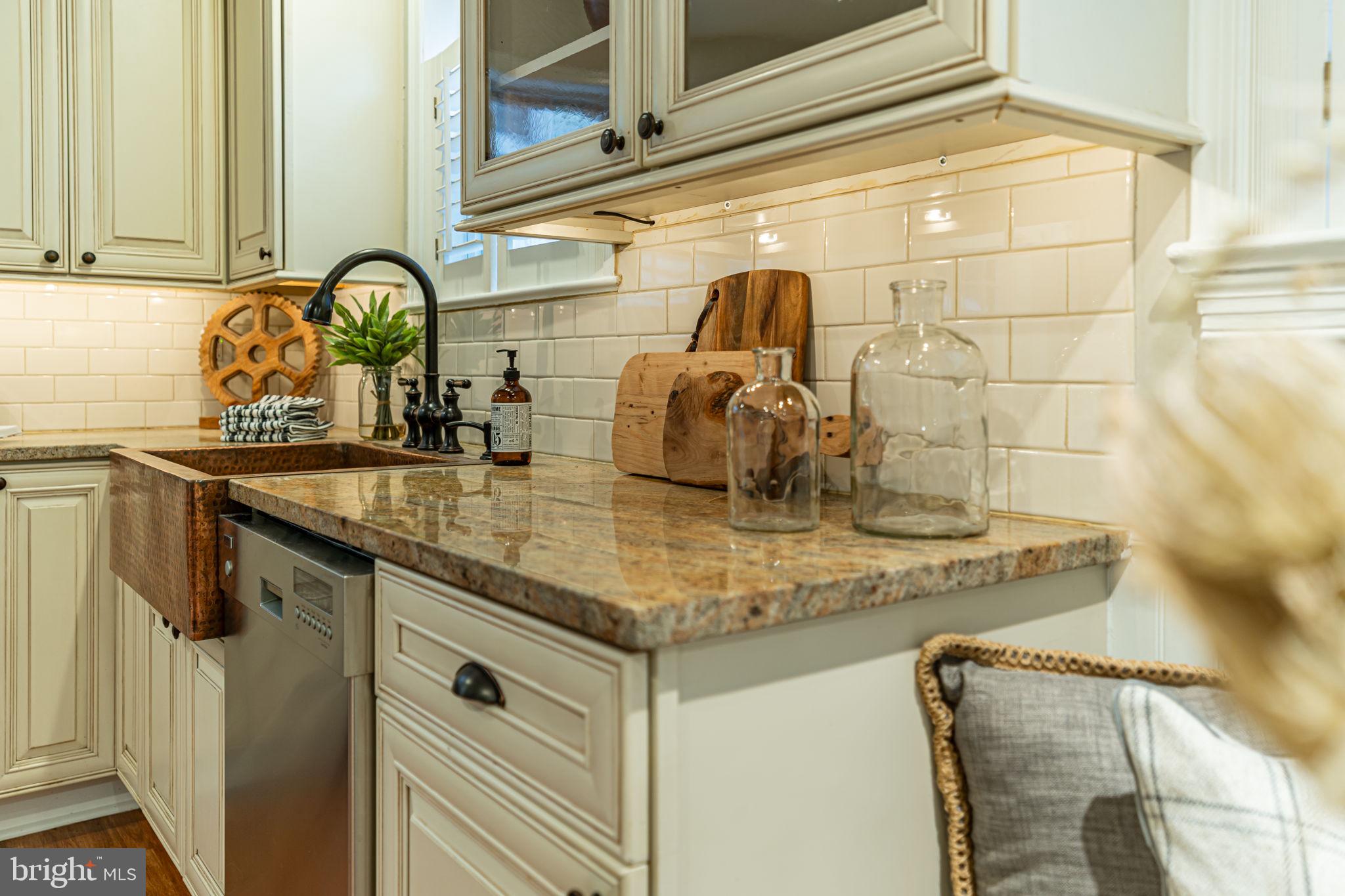 1717 S Monroe STREET S