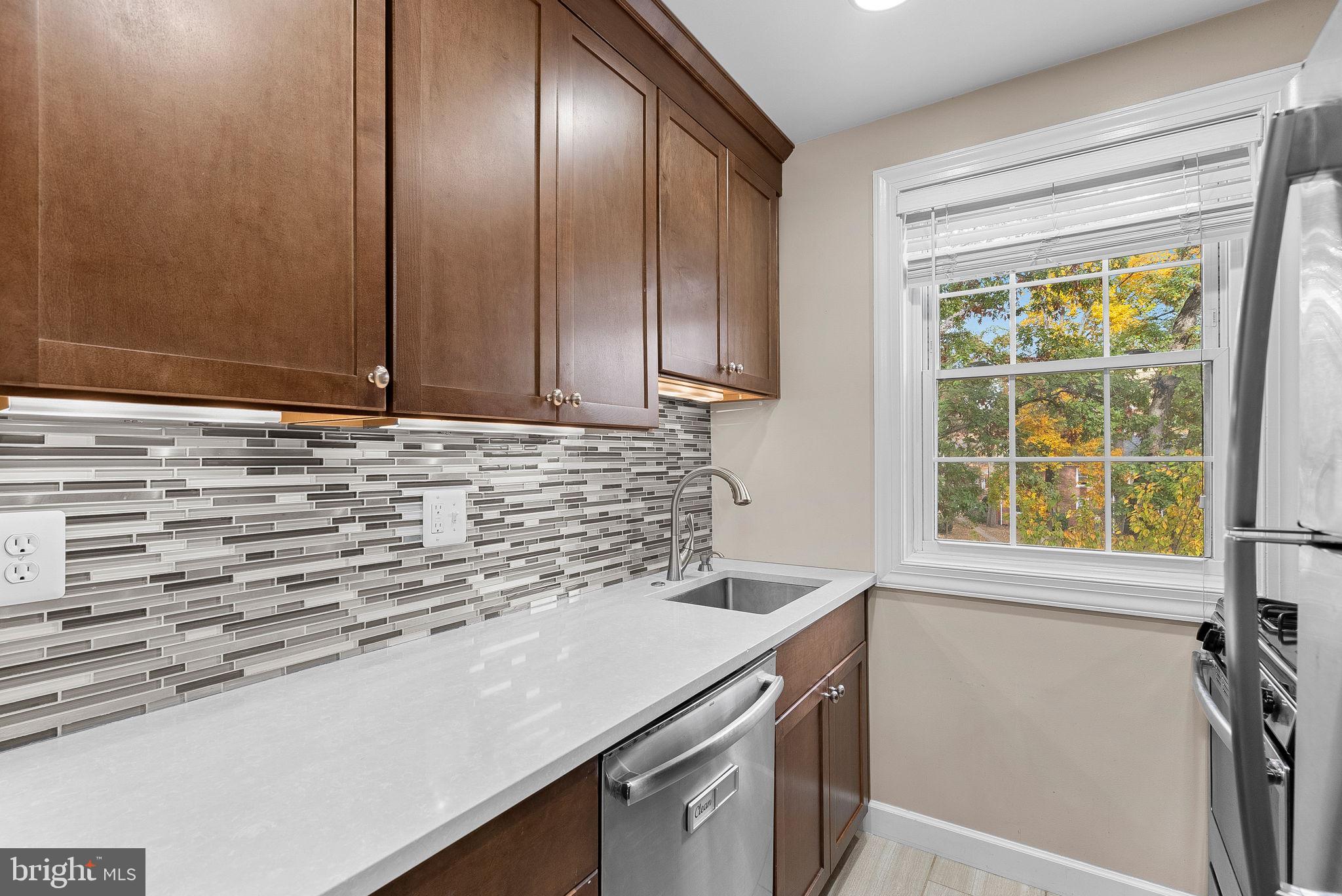 203 N Trenton St #203-4