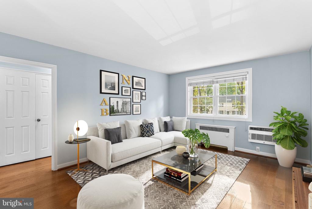 203 N Trenton St #203-4