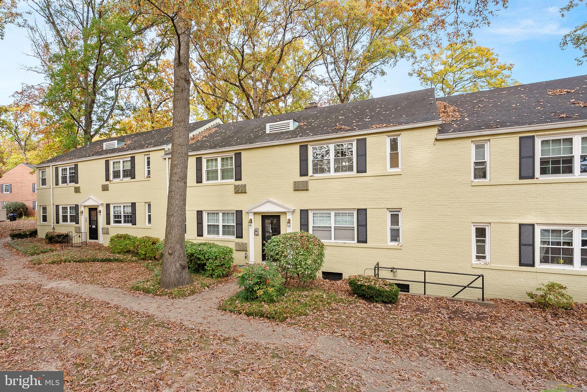 203 N Trenton St #203-4