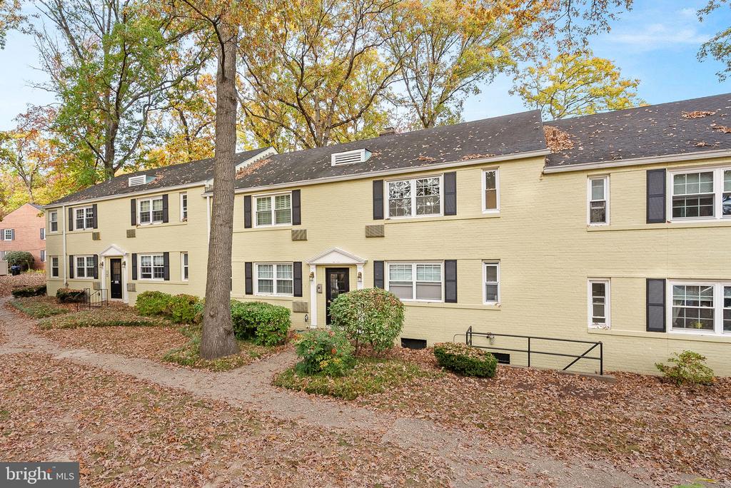 203 N Trenton St #203-4