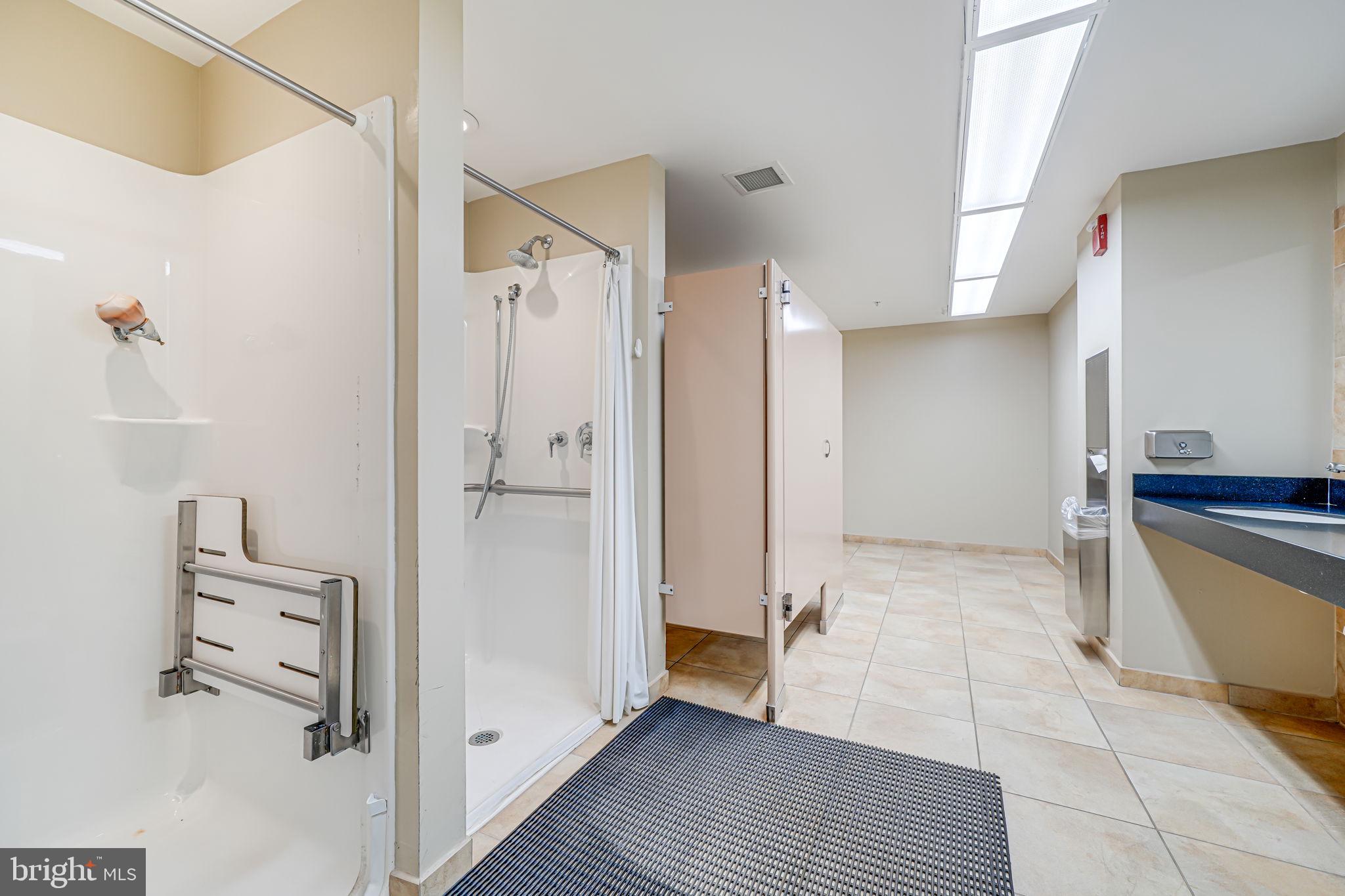 1020 N Highland St #620