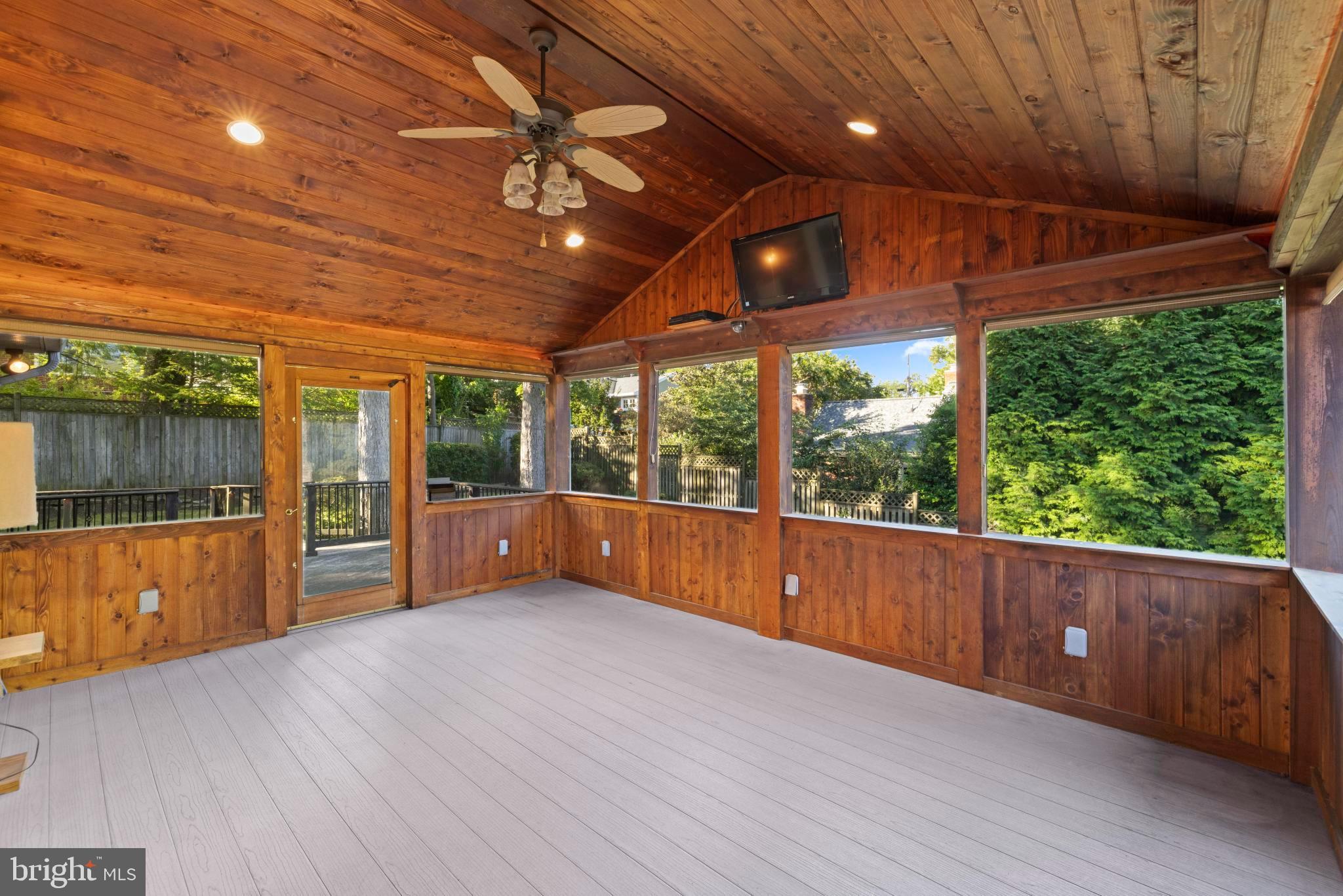 4008 N STUART STREET