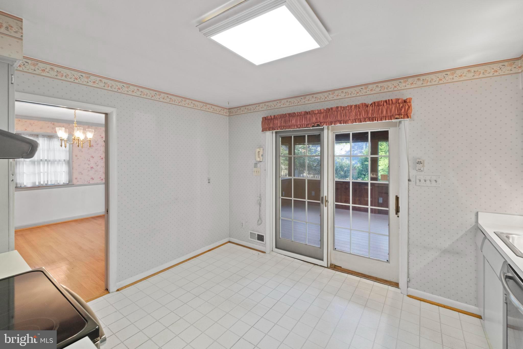 4008 N STUART STREET