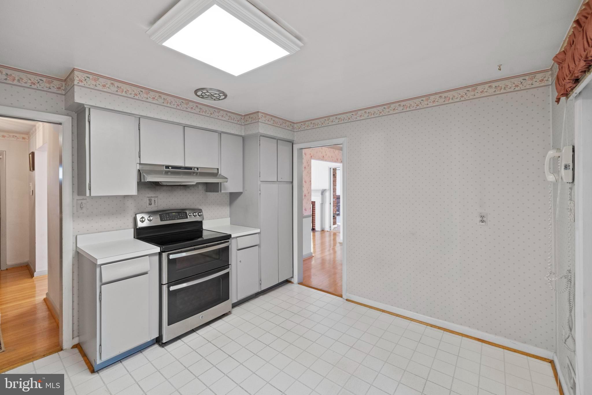 4008 N STUART STREET