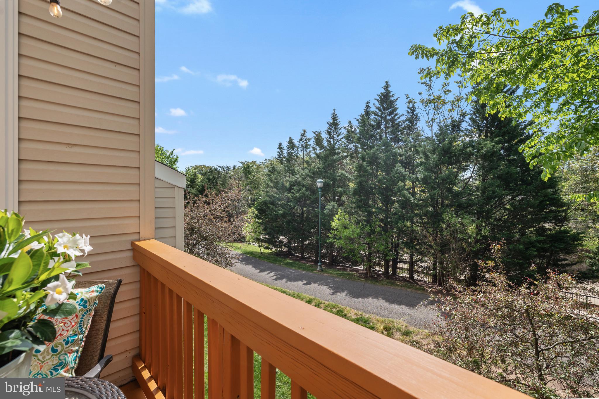5092 Grimm Dr