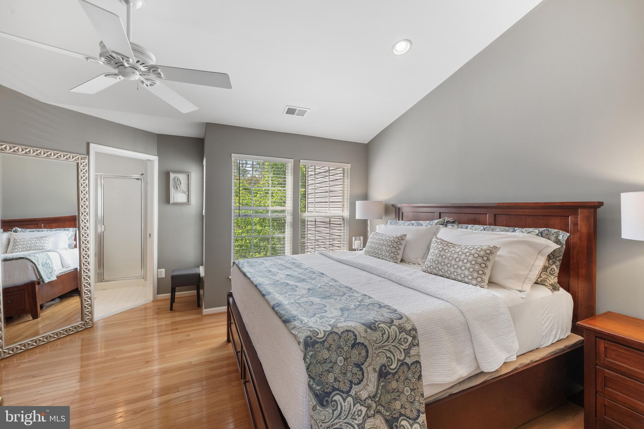 5092 Grimm Dr