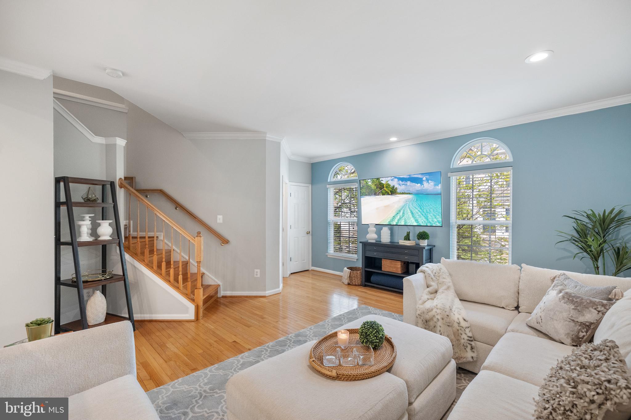 5092 Grimm Dr