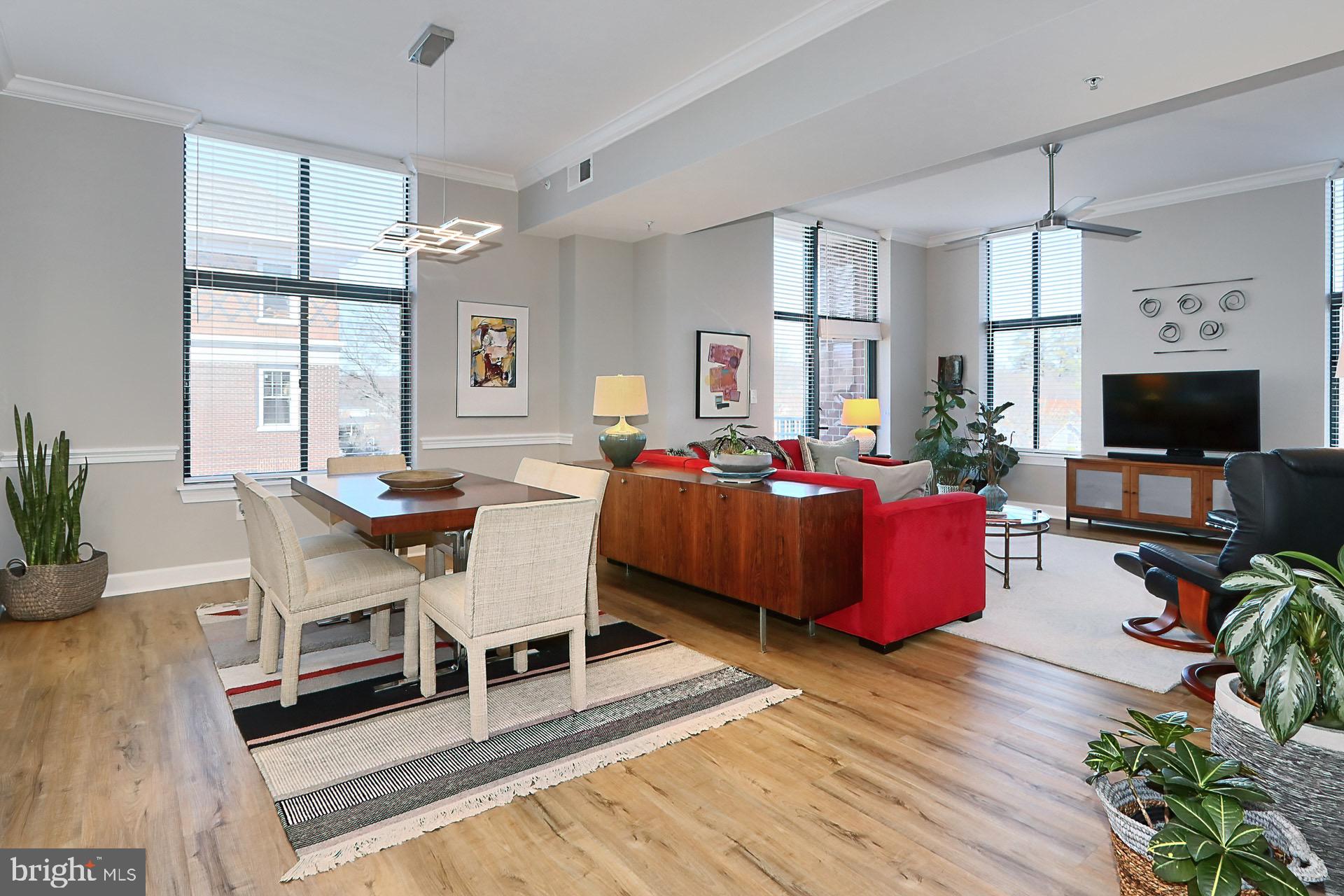 502 W Broad St #501