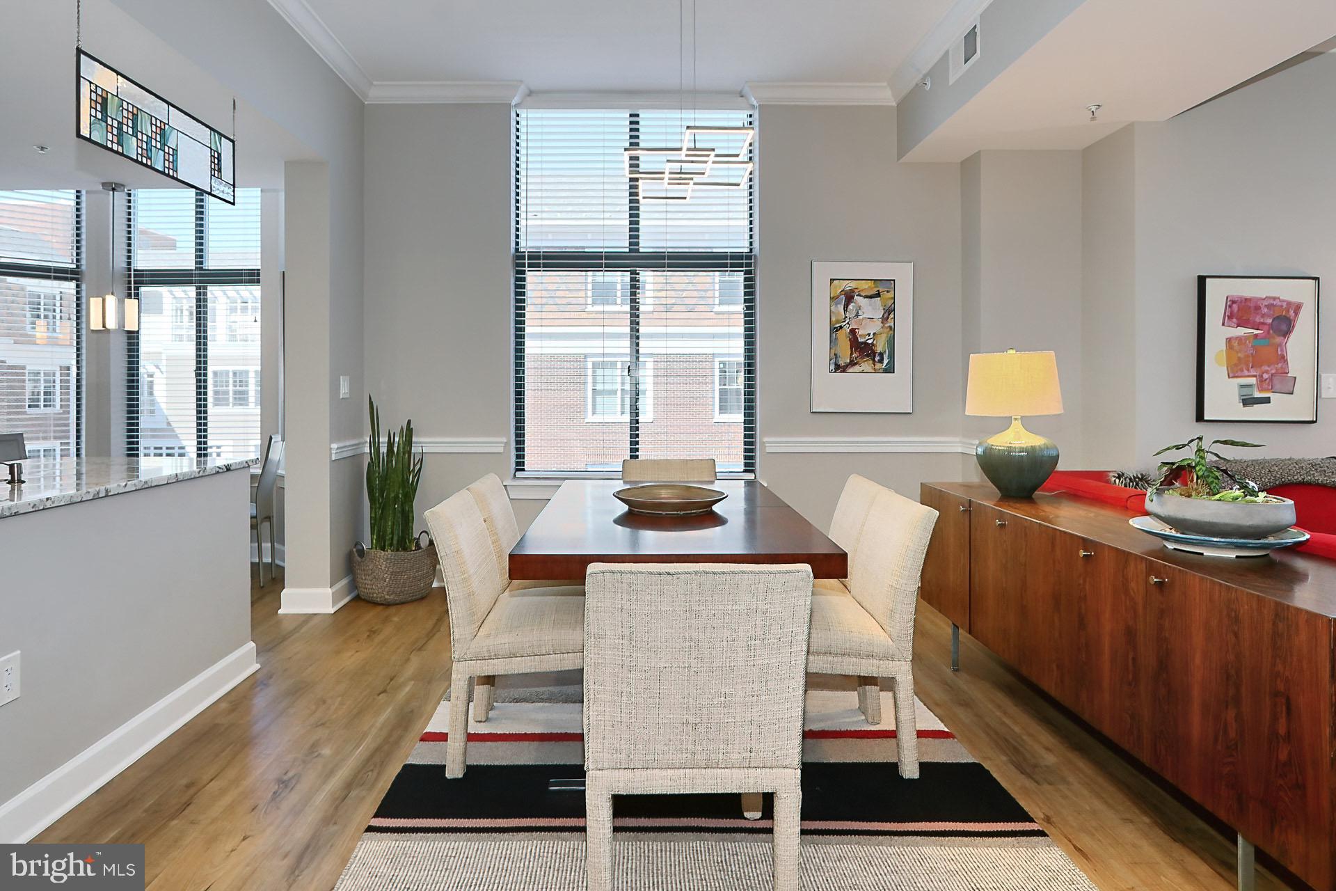 502 W Broad St #501