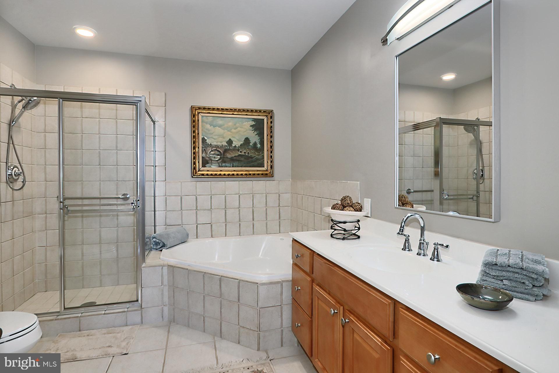 502 W Broad St #501