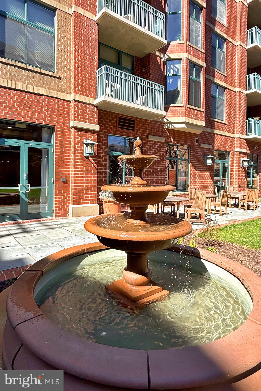 502 W Broad St #501