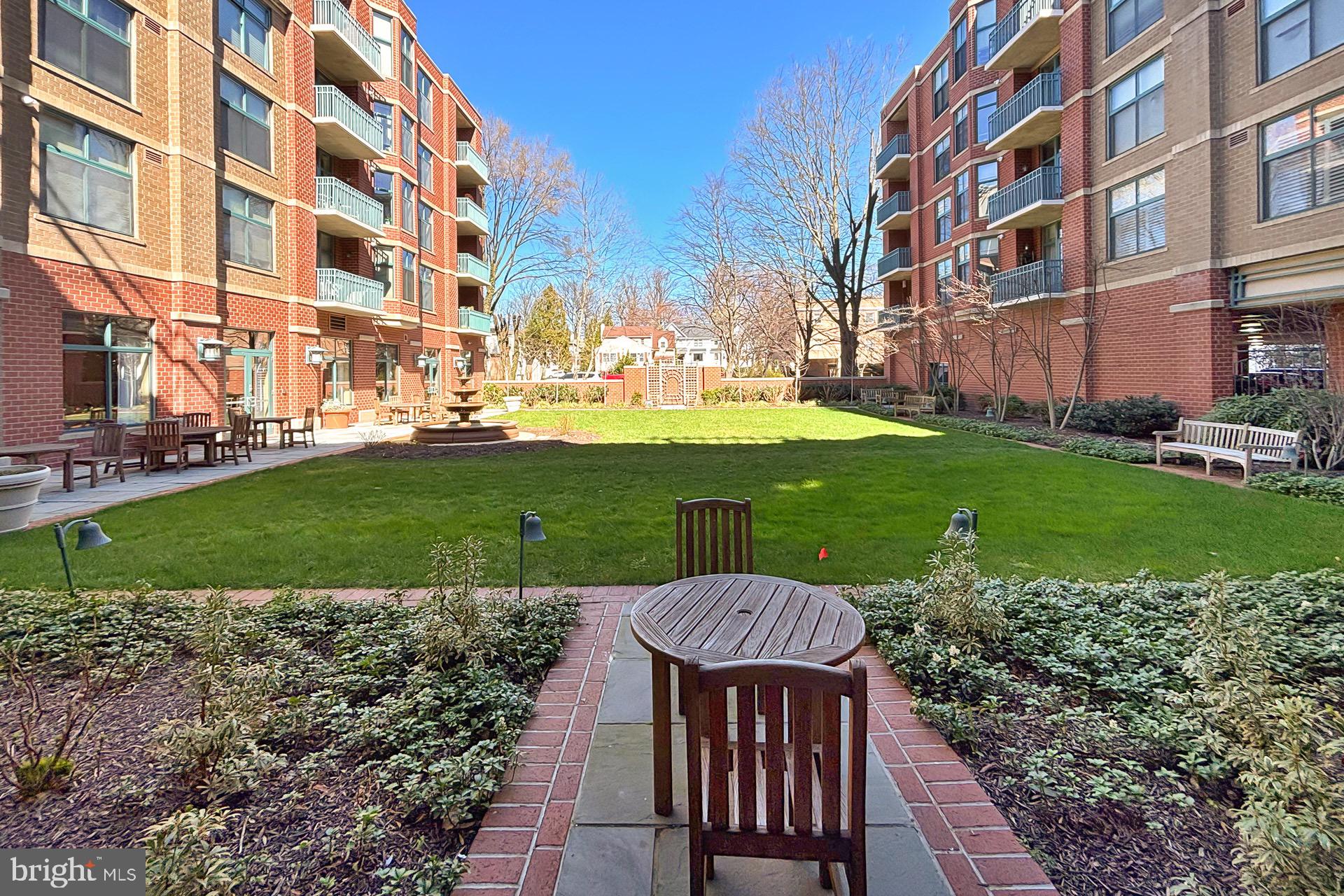 502 W Broad St #501